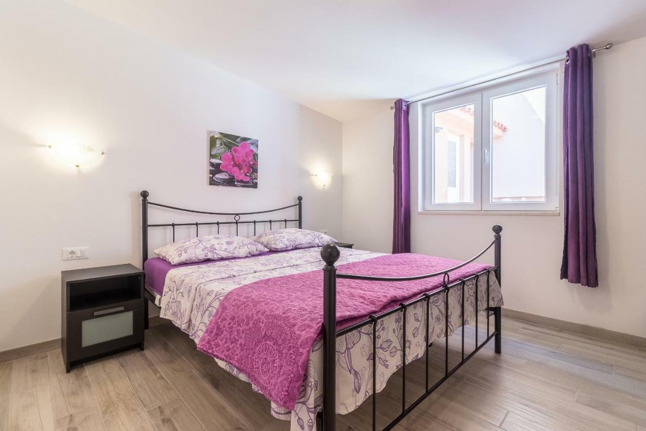 Apartment Taja Ližnjan 外观 照片